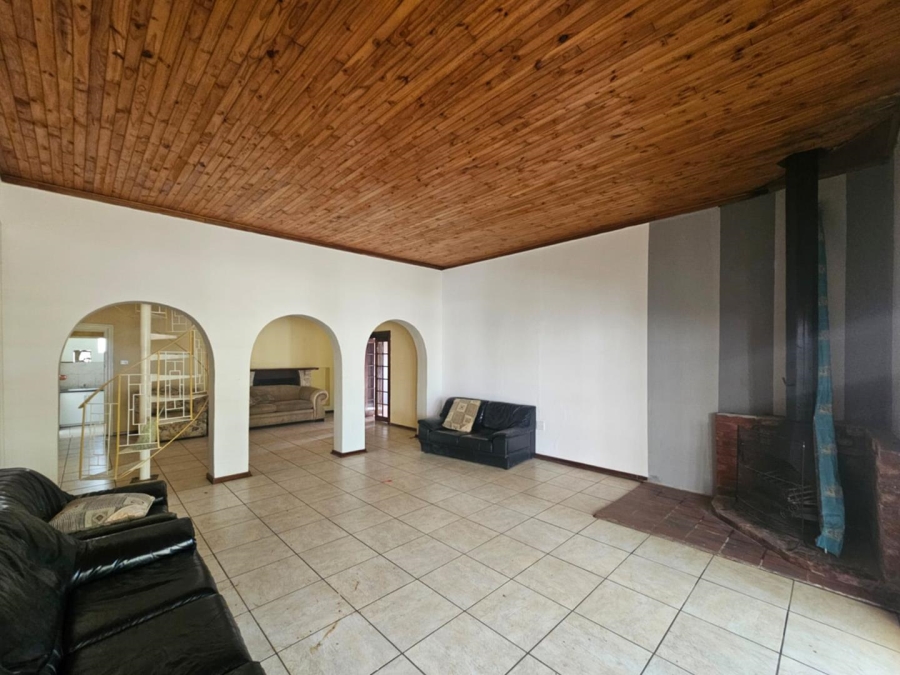 3 Bedroom Property for Sale in Ladybrand Free State